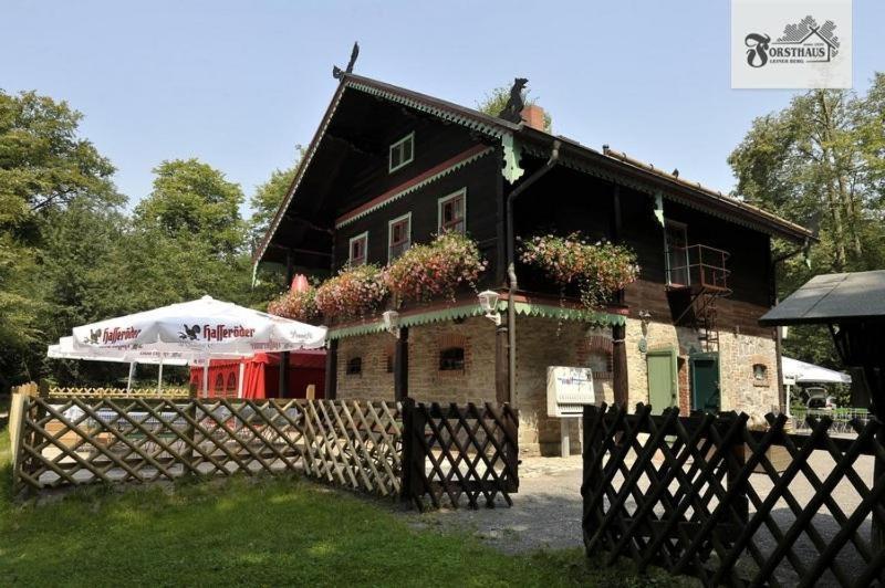 Forsthaus Leiner Berg Hotel Dessau-Rosslau Exterior foto